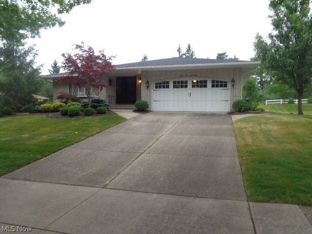 2791 Fleger Drive, Parma, OH 44134