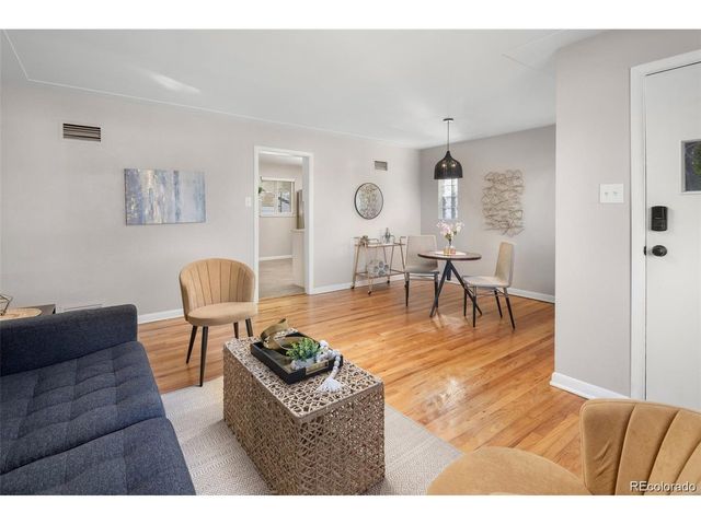 3300 Bellaire St, Denver, CO 80207
