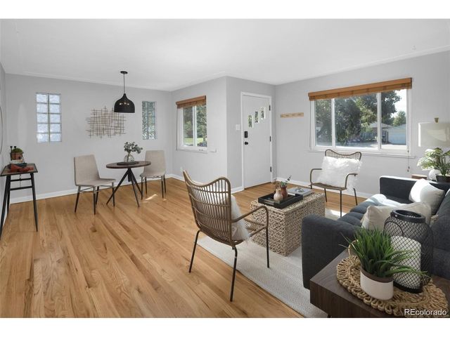 3300 Bellaire St, Denver, CO 80207