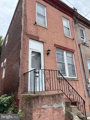 3381 BRADDOCK ST, Philadelphia, PA 19134