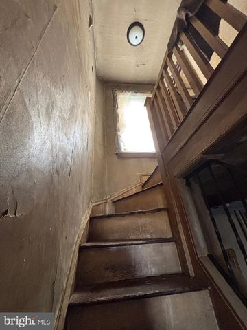 3381 BRADDOCK ST, Philadelphia, PA 19134
