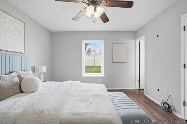 2880 W 111th Place S, Jenks, OK 74037