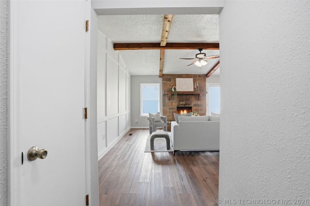 2880 W 111th Place S, Jenks, OK 74037