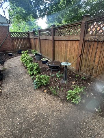 603 Ballington Dr, Franklin, TN 37064