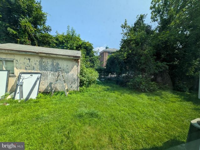12 LANNING ST, Trenton, NJ 08618