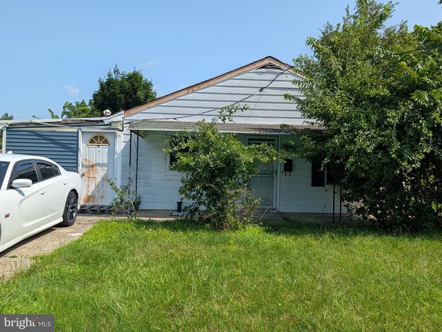 12 LANNING ST, Trenton, NJ 08618