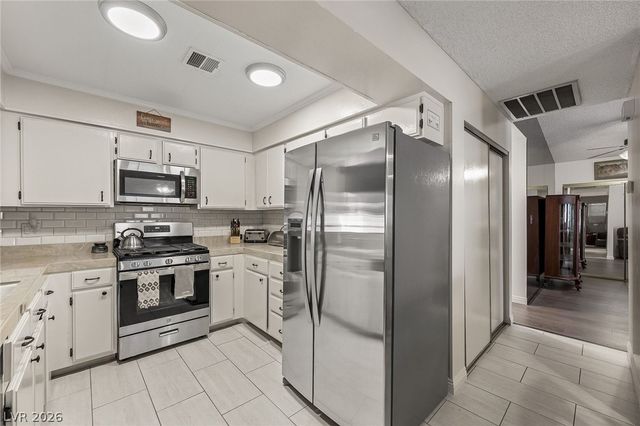 4016 Lindell Road, Las Vegas, NV 89103