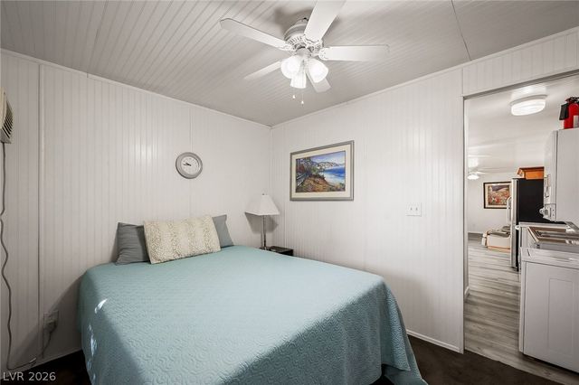 4016 Lindell Road, Las Vegas, NV 89103