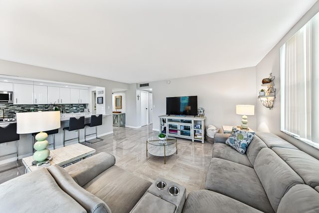 6000 NE 22nd Way 3a, Fort Lauderdale, FL 33308