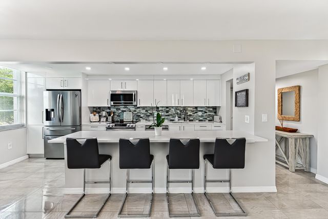6000 NE 22nd Way 3a, Fort Lauderdale, FL 33308