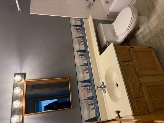 1601 N Innsbruck Drive 373NE, Fridley, MN 55432