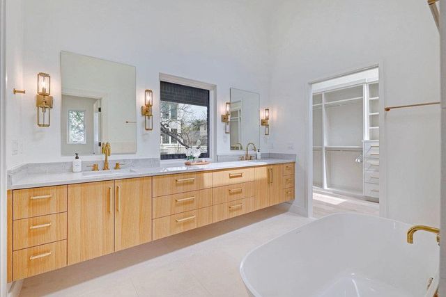 1601 Woodlawn BLVD, Austin, TX 78703