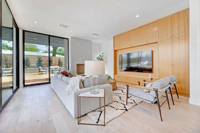 1601 Woodlawn BLVD, Austin, TX 78703