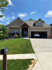 1040 N Sumac Street, Olathe, KS 66061