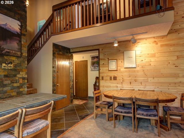 67799 E NICKLAUS Way, Welches, OR 97067