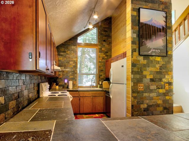 67799 E NICKLAUS Way, Welches, OR 97067