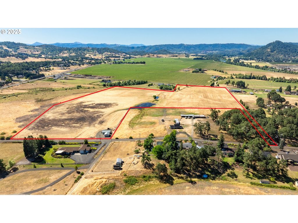 0 QUAIL Ln, Roseburg, OR 97471