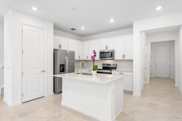 4333 Efendi Drive, Lantana, FL 33462