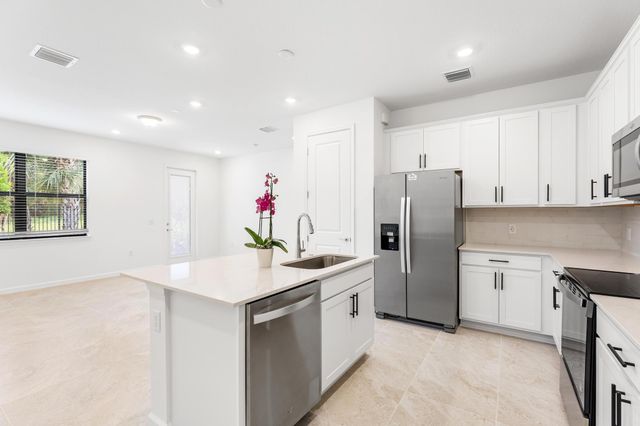 4333 Efendi Drive, Lantana, FL 33462