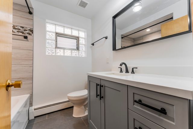 4936 N Marmora Avenue 1, Chicago, IL 60630