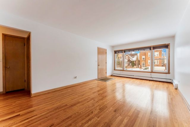 4936 N Marmora Avenue 1, Chicago, IL 60630