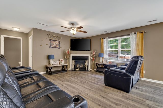 658 Yorkshire Drive, Clayton, NC 27520