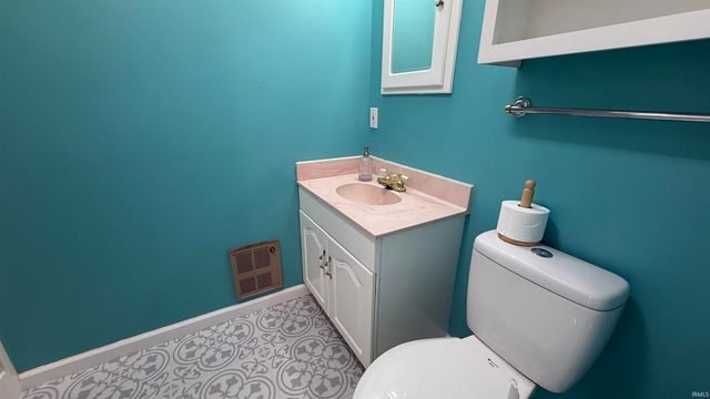 1312 Deveron Drive, New Haven, IN 46774