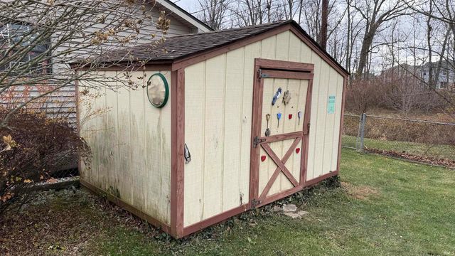 1312 Deveron Drive, New Haven, IN 46774