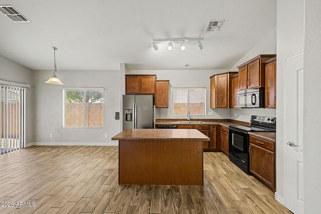 42509 W MONTEVERDE Drive, Maricopa, AZ 85138
