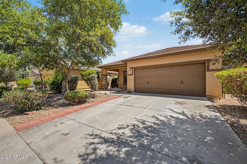 42509 W MONTEVERDE Drive, Maricopa, AZ 85138 — photo 3