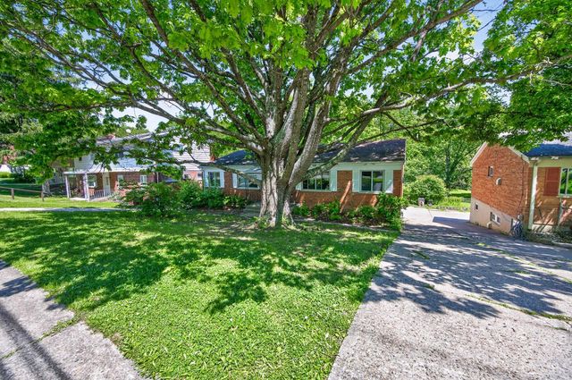 2824 Lafeuille Avenue, Cincinnati, OH 45211