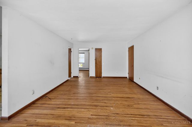 2824 Lafeuille Avenue, Cincinnati, OH 45211