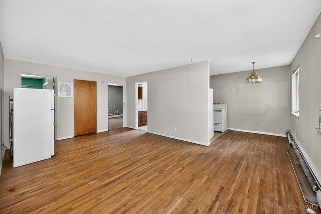 2824 Lafeuille Avenue, Cincinnati, OH 45211