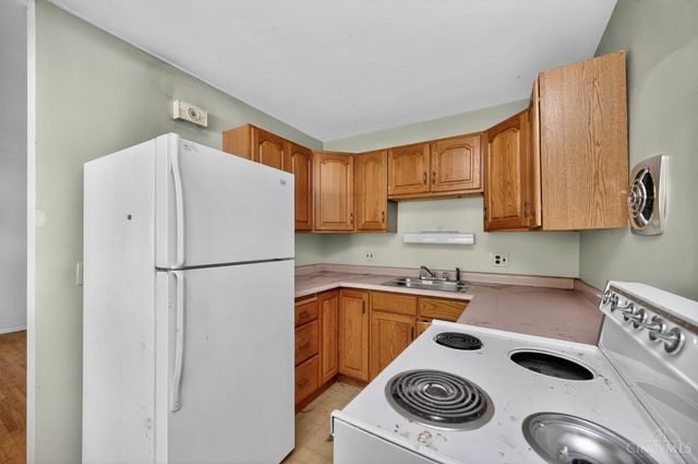 2824 Lafeuille Avenue, Cincinnati, OH 45211