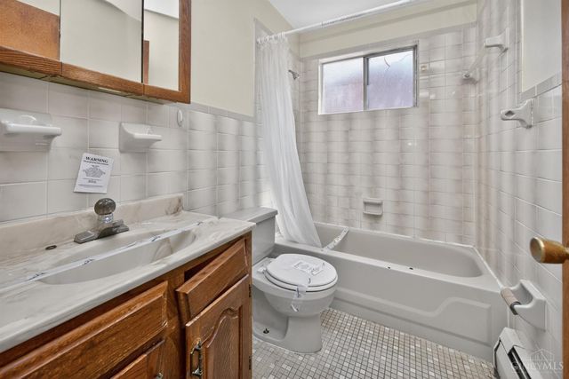 2824 Lafeuille Avenue, Cincinnati, OH 45211
