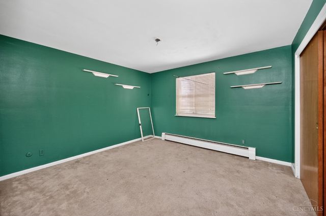 2824 Lafeuille Avenue, Cincinnati, OH 45211