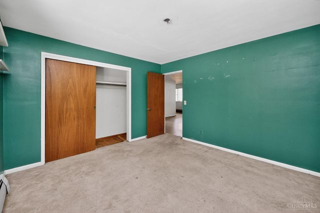 2824 Lafeuille Avenue, Cincinnati, OH 45211