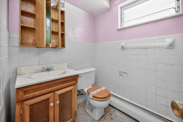 2824 Lafeuille Avenue, Cincinnati, OH 45211