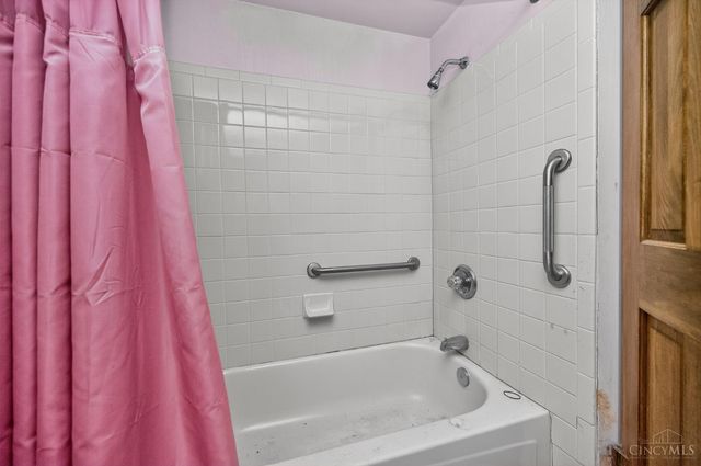 2824 Lafeuille Avenue, Cincinnati, OH 45211