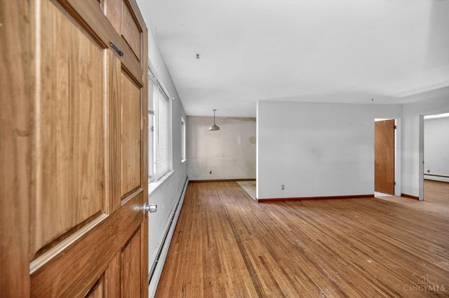 2824 Lafeuille Avenue, Cincinnati, OH 45211