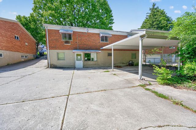 2824 Lafeuille Avenue, Cincinnati, OH 45211