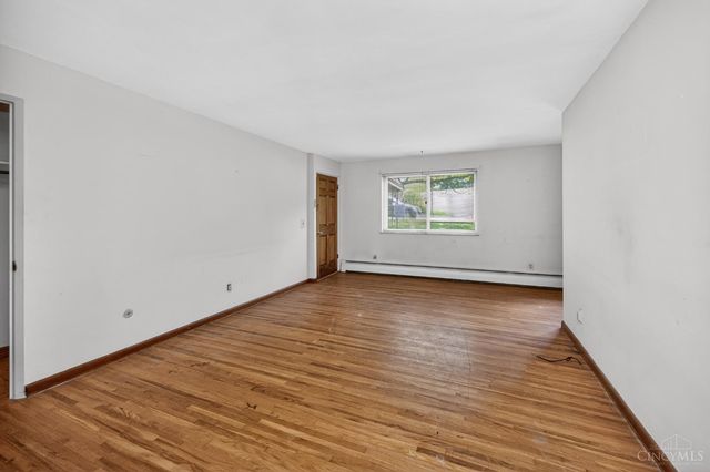 2824 Lafeuille Avenue, Cincinnati, OH 45211