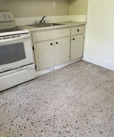 1793 NW 18th Ter 6, Miami, FL 33125