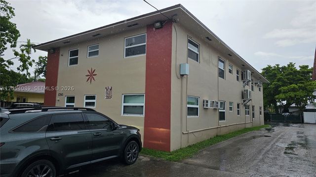 1793 NW 18th Ter 6, Miami, FL 33125