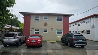 1793 NW 18th Ter 6, Miami, FL 33125