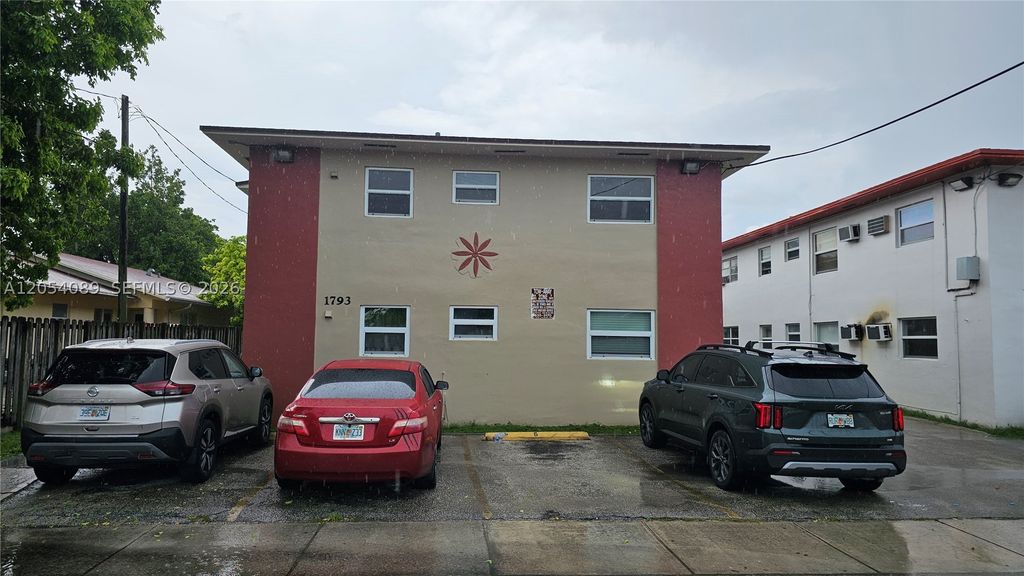 1793 NW 18th Ter 6, Miami, FL 33125