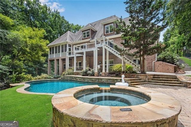 2140 Tee Drive, Braselton, GA 30517