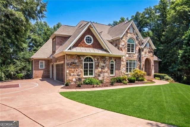 2140 Tee Drive, Braselton, GA 30517