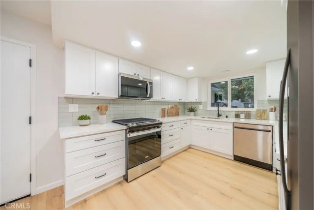 895 Huston Drive, Riverside, CA 92507