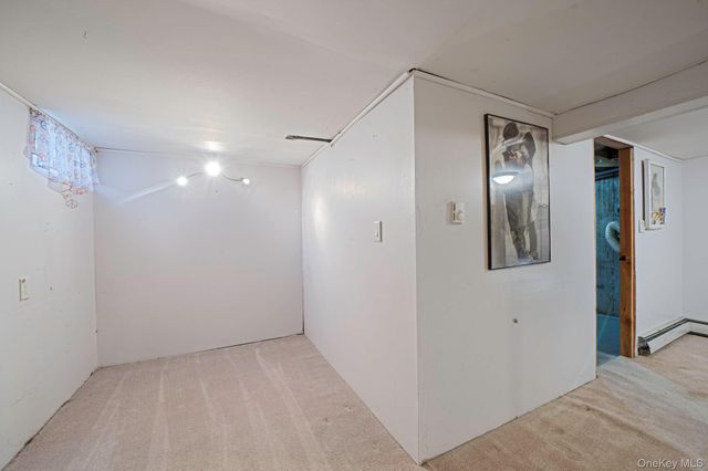 7 Betsy Drive, West Sayville, NY 11796